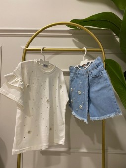 Taş Detaylı Tişört & Kot...